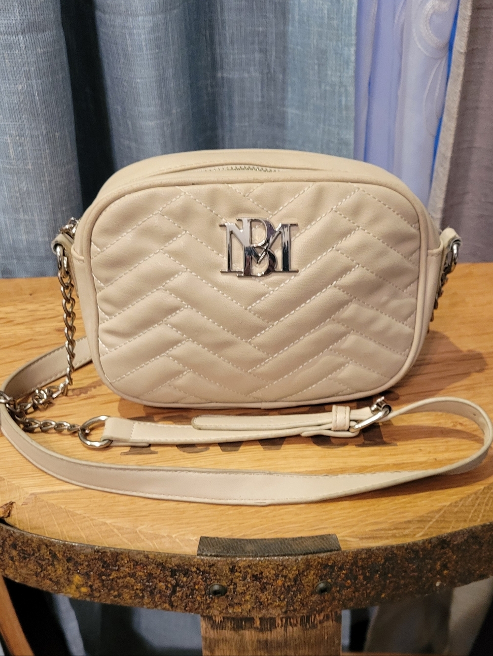 Badgley Mischka Quilted Cream Crossbody with Silver Logo